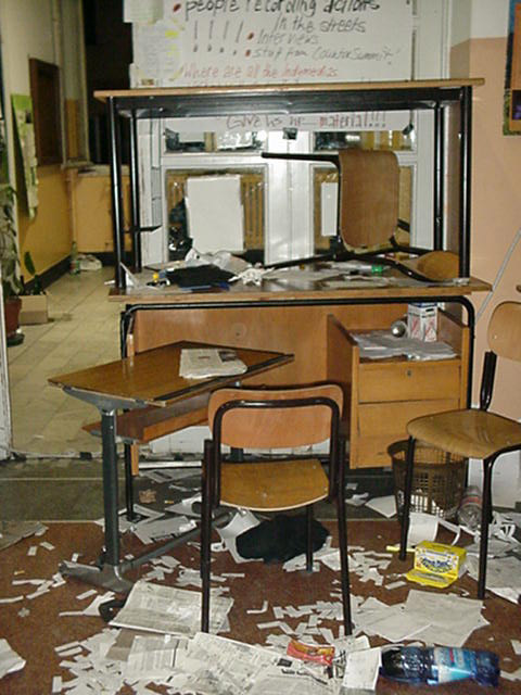 06.jpg (103106 byte)