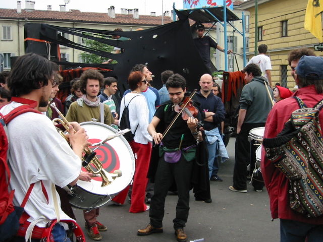 MAYDAY 002