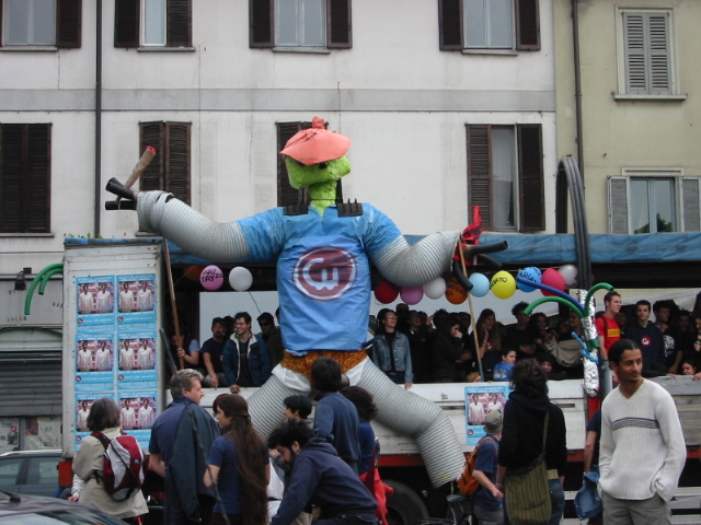 MAYDAY 002