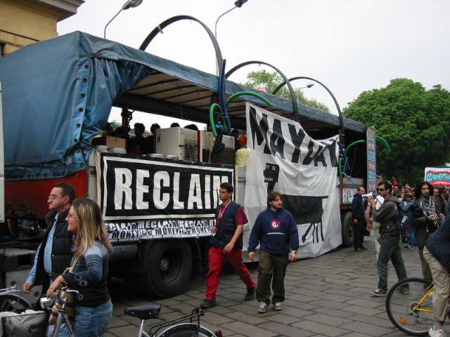 MAYDAY 002