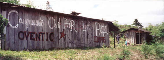 campamento.jpg (19746 byte)