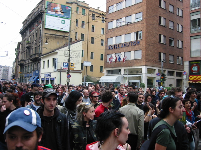 MAYDAY 002