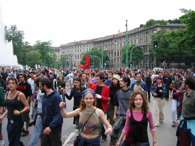 MAYDAY 002