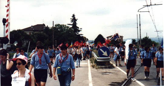 assisi2.jpg (183619 byte)