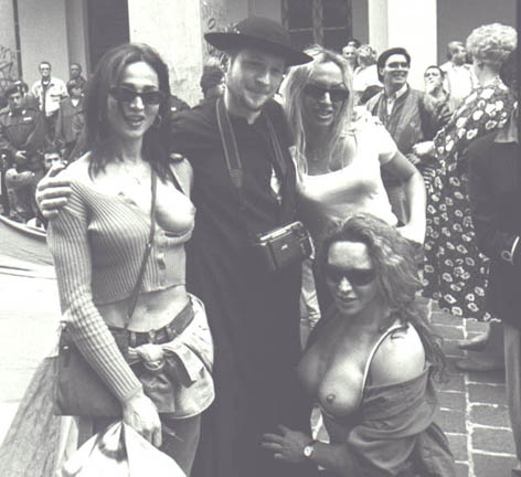 trans.jpg (44708 byte)